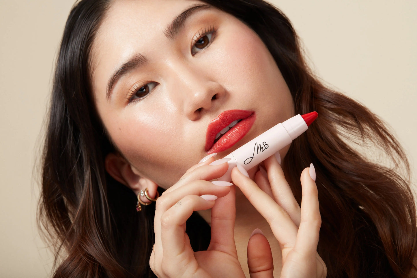 Kissen Lush Lipstick Crayon | Monikablunderbeauty.com