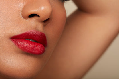 Kissen Lush Lipstick Crayon | Monikablunderbeauty.com