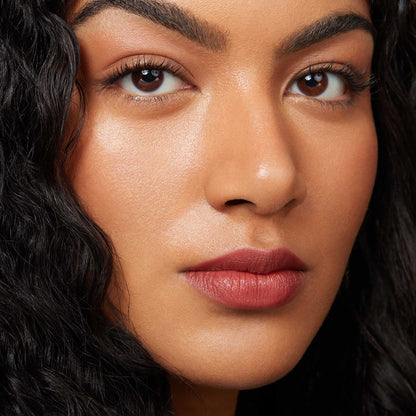 Kissen Lush Lipstick Crayon | Monikablunderbeauty.com